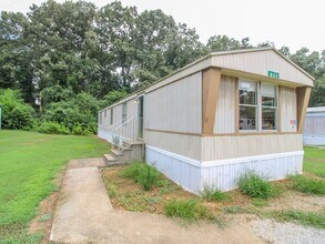Building Photo - 192 Cameron Cir