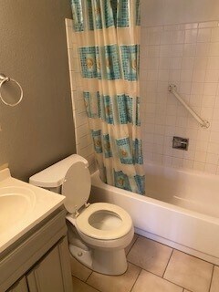 Building Photo - 9444 E Girard Ave