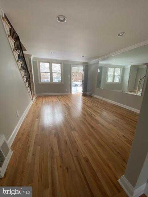 Building Photo - 128 Alverstone Rd