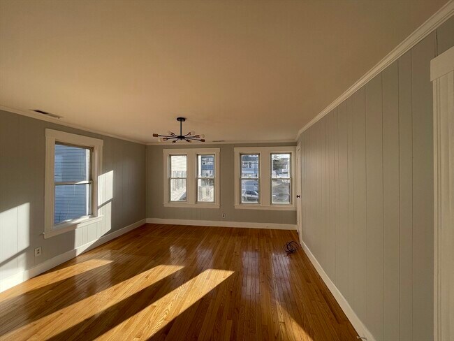 Foto del edificio - 118 Brookfield St