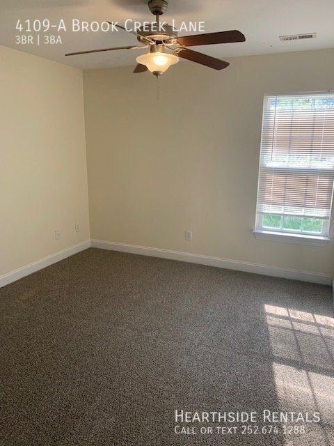 Building Photo - "Spacious & Modern 3-Bedroom Duplex with 2...