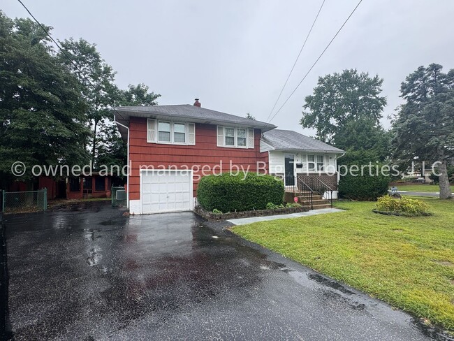 3 Bedroom Home Available For Rent! - 3 Bedroom Home Available For Rent!
