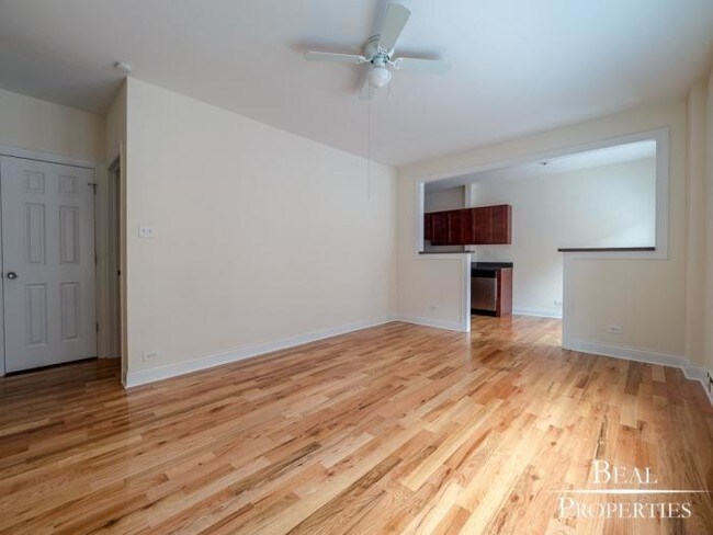 Foto del edificio - 1 bedroom in CHICAGO IL 60613