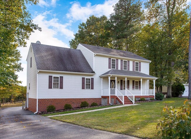 Building Photo - LOVELY 4 bedroom COLONIAL IN ASHBROOK