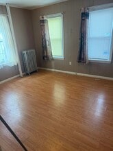 Building Photo - 73 Friend St