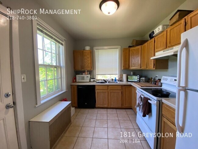 Building Photo - 1814 Greysolon Rd