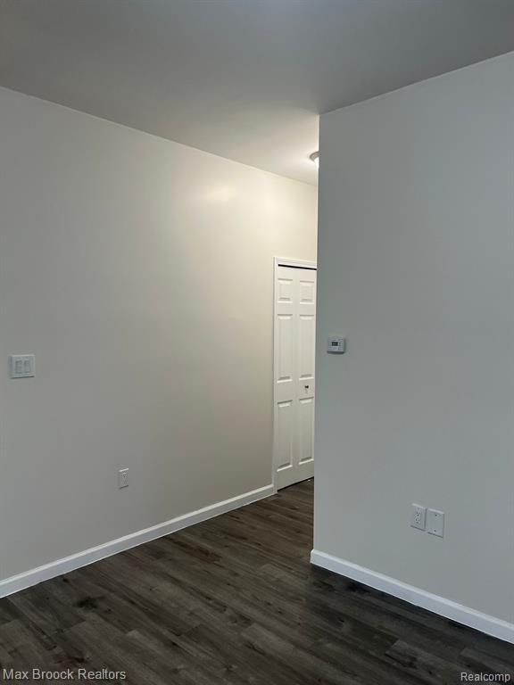 Building Photo - 4012 Alia Dr