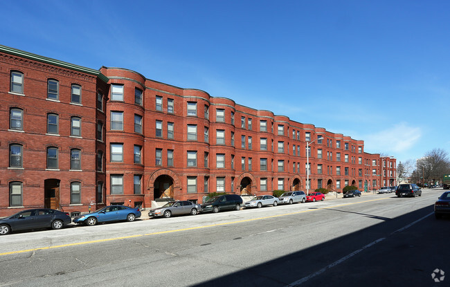 Building Photo - Elm Street Apartments