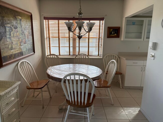 Building Photo - 192 Waltham H