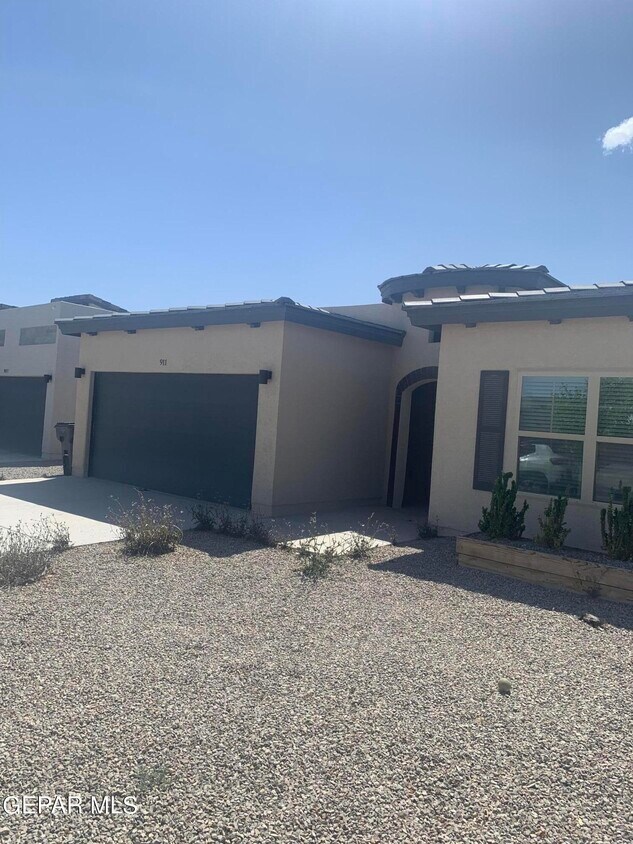 911 Greenbury Pl, El Paso, TX 79928 House for Rent in El Paso, TX