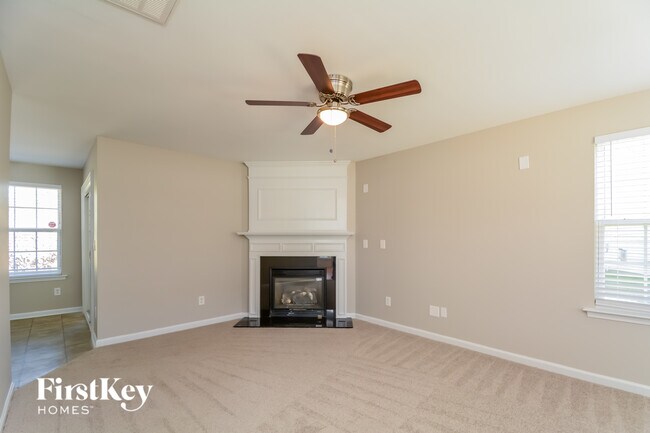 Building Photo - 6 Linkside Ct