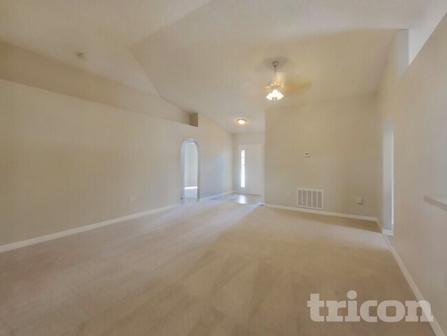 Foto del edificio - 3655 Braeden Ct