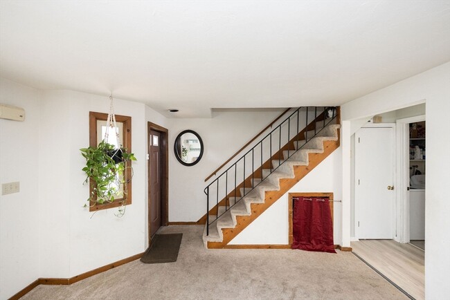 Building Photo - 90 Brightwood Ave