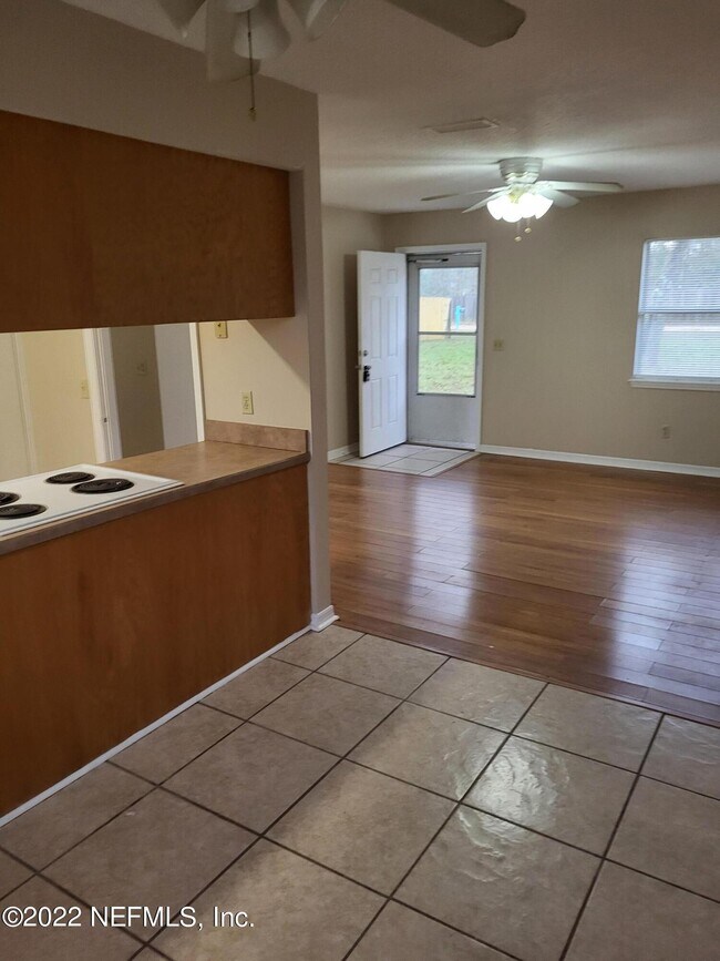 Foto del edificio - 3396 Green Oaks Ln