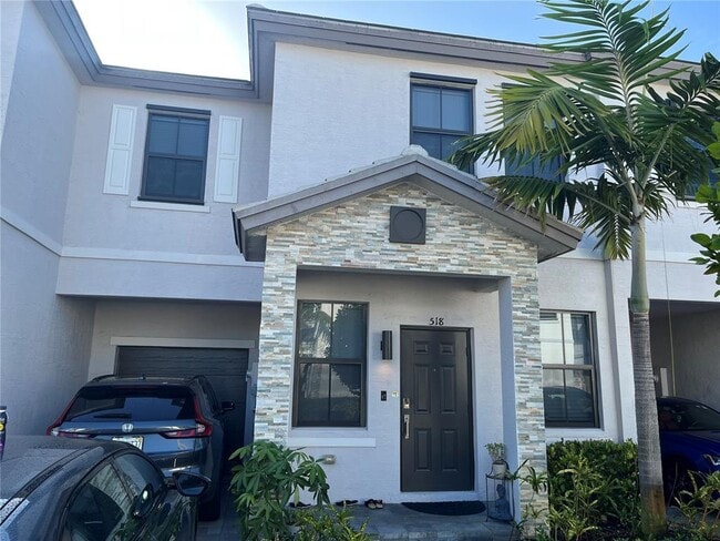 Building Photo - 518 SW 19th Way