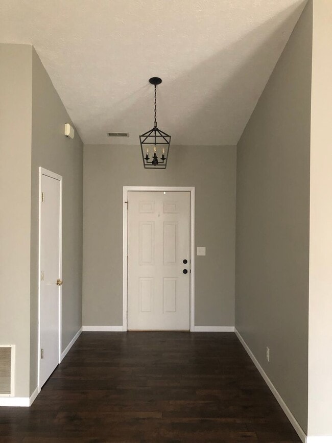 Photo - BROOKFIELD HEIGHTS House