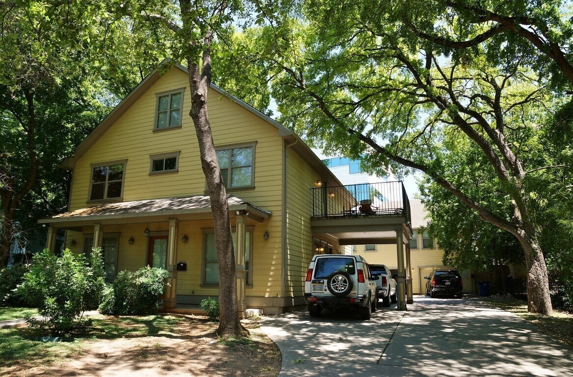 Foto principal - 3207 Hampton Rd