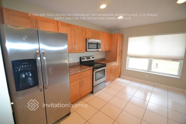 Building Photo - 1796 S Club Dr