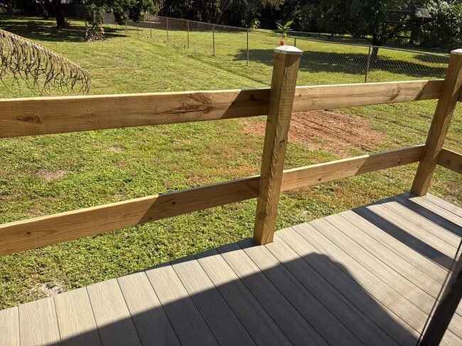 Foto del edificio - 14131 NW 3rd Ave