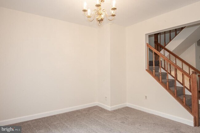 Foto del edificio - 6071 Joust Ln