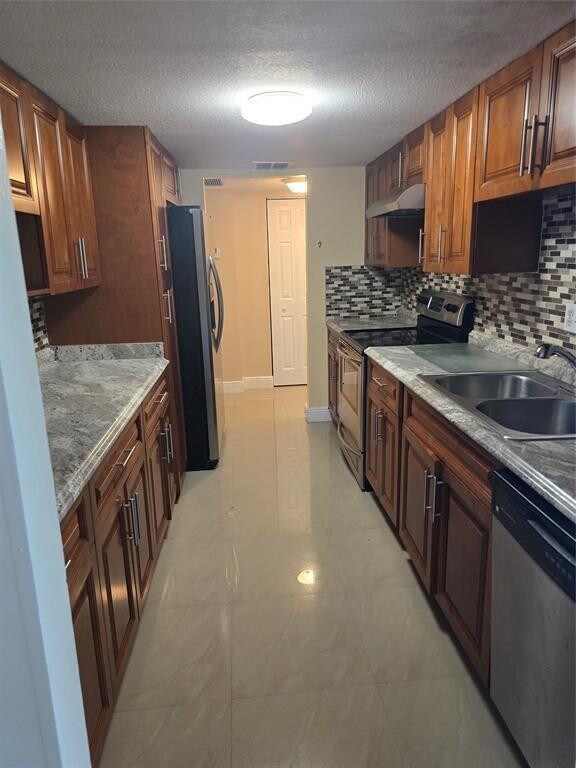 Foto del edificio - 7051 Environ Blvd