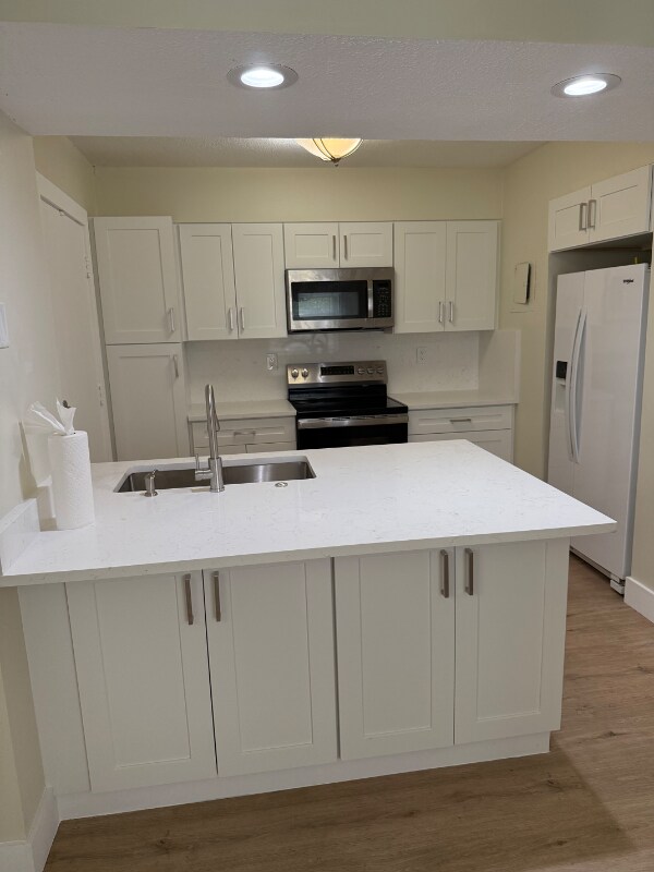 Foto principal - 9150 NW 38th Dr