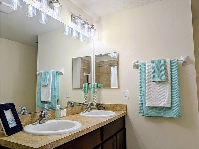 Photo - 6628 Holly Heath Dr Townhome