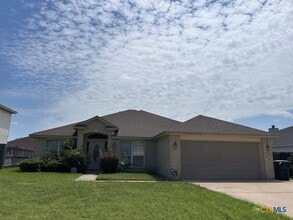 Building Photo - 5302 Jitterbug Ct