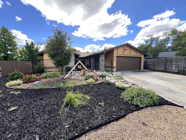 Foto del edificio - Wonderful 4bd/2ba Citrus Heights Home!