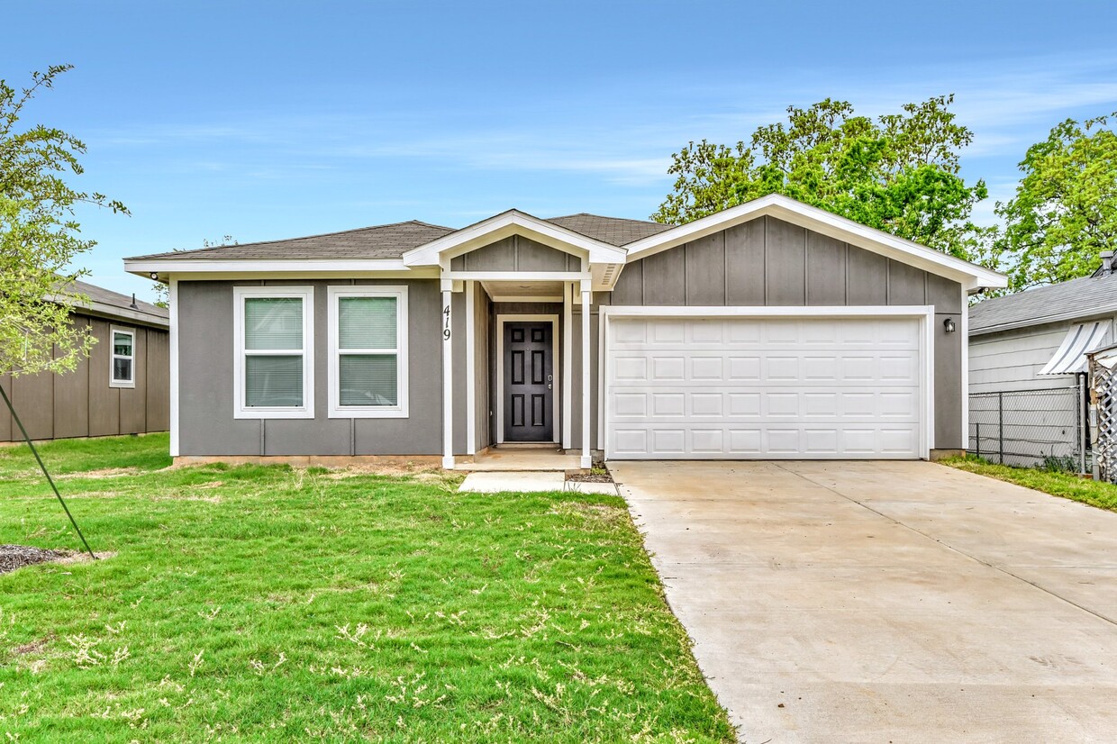 419 E Hull St, Denison, TX 75021 House Rental in Denison, TX