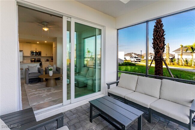 Foto del edificio - 15345 Grn Acrs Ave