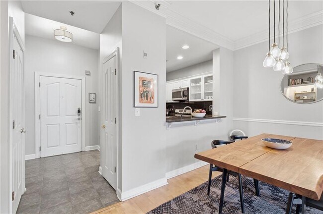 Foto del edificio - 850 Piedmont Ave NE
