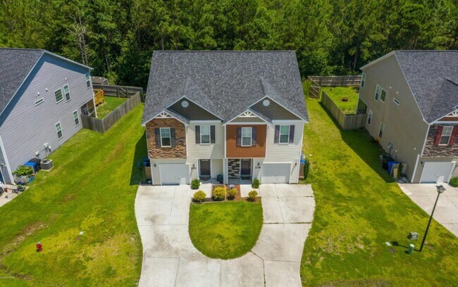Building Photo - 240 Currituck Dr