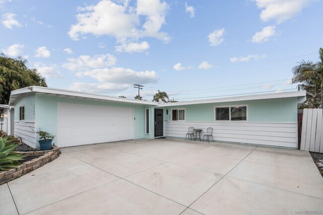 Foto del edificio - 1321 East Ln