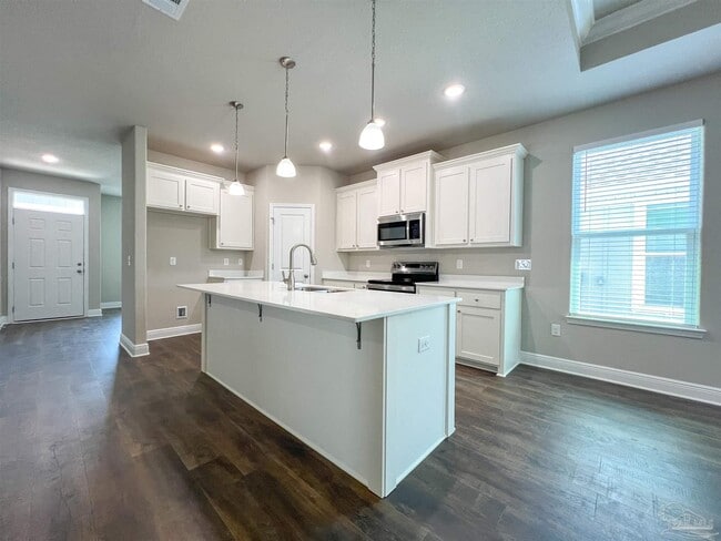 Building Photo - 5381 Parkside Dr