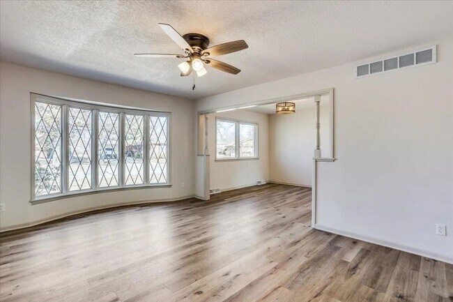 Building Photo - 6503 E 16th St N