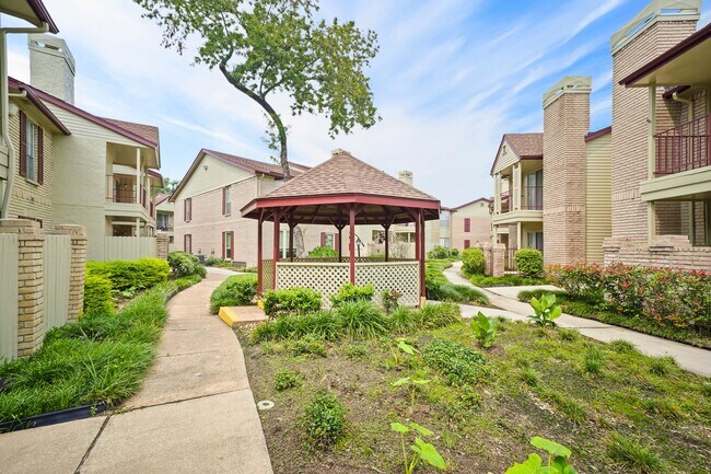 Building Photo - 2120 El Paseo St