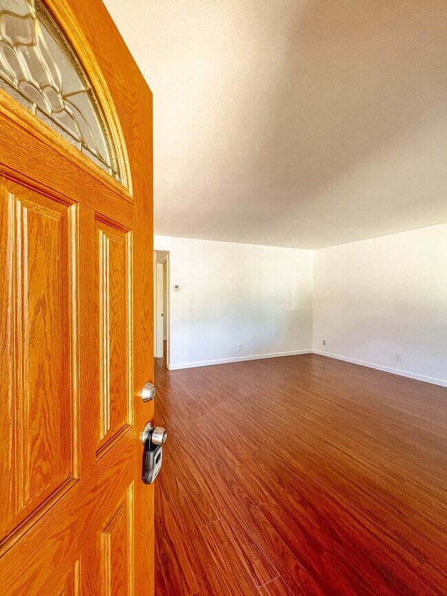 Foto del edificio - Charming 3-Bedroom Home in Napa’s Sought-A...