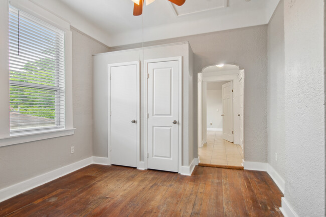 1st bedroom - 2543 Acacia St