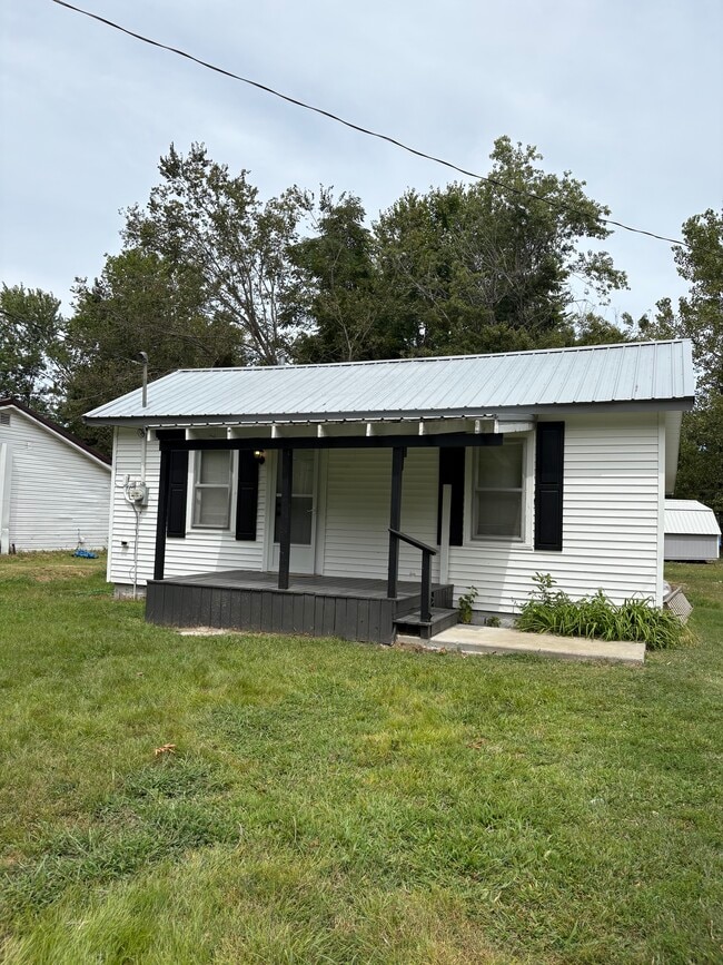Building Photo - 1213 Starke Ave
