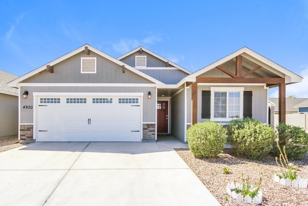 Foto principal - 4920 S 23rd Ave