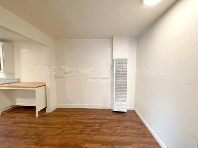 Building Photo - 426 Cortes St