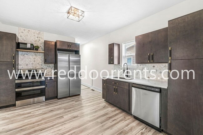 Photo - Modern Comfort Meets Historic Charm Near M... House