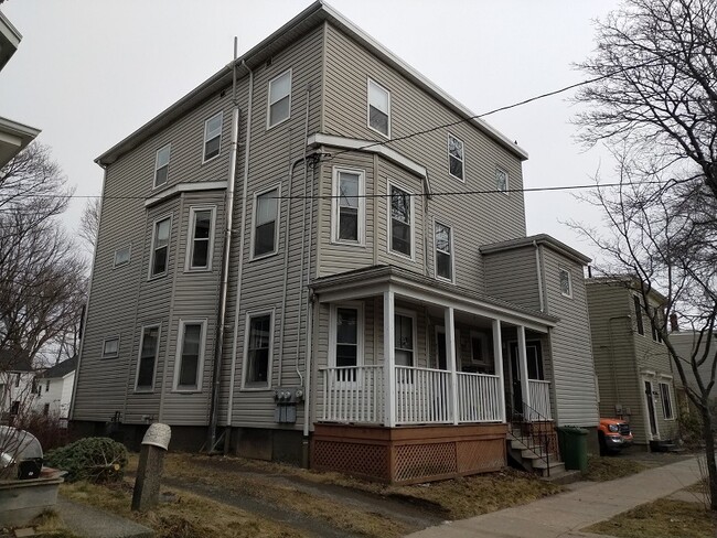 Building Photo - 6213 Shirley St