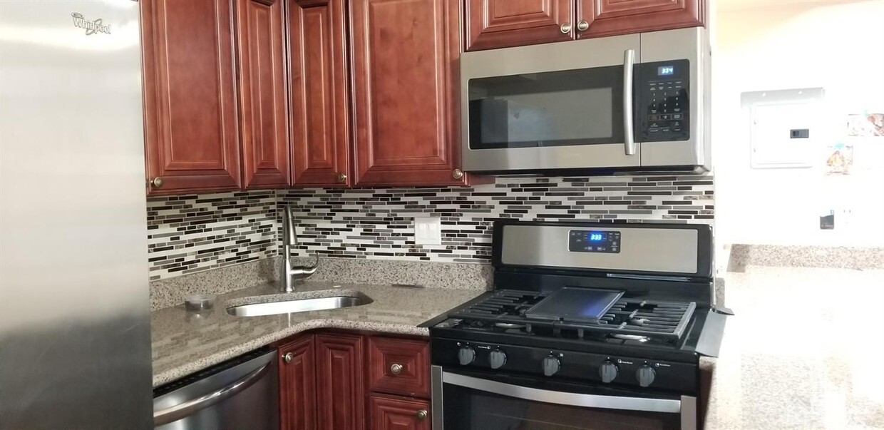 Foto principal - 197 Evergreen Rd