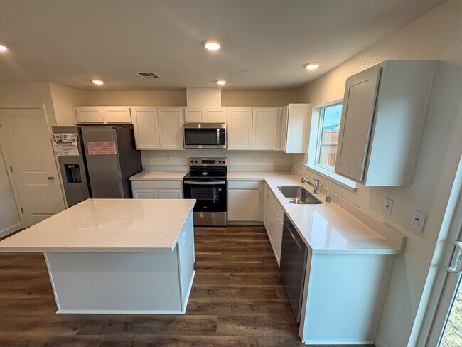 Foto del edificio - 827 Congaree Ln