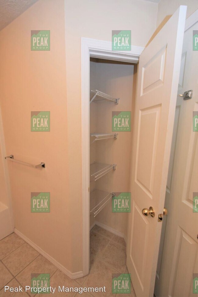 Foto del edificio - 3 br, 2 bath House - 1812 W Lennox Dr