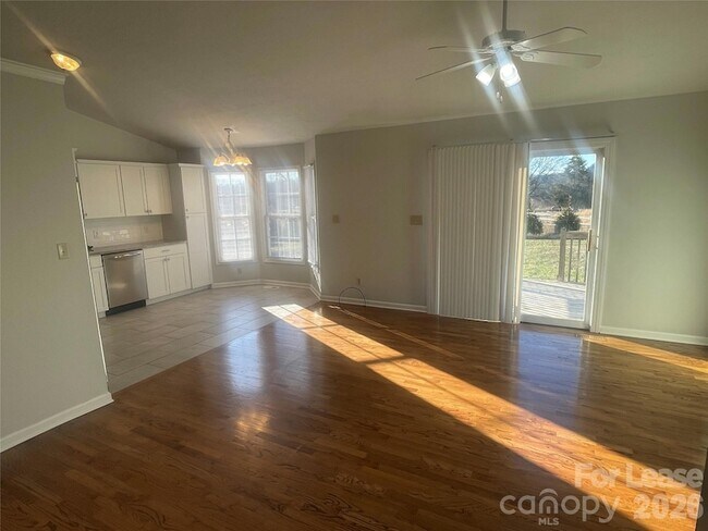 Foto del edificio - 1444 Farmington Hills Dr