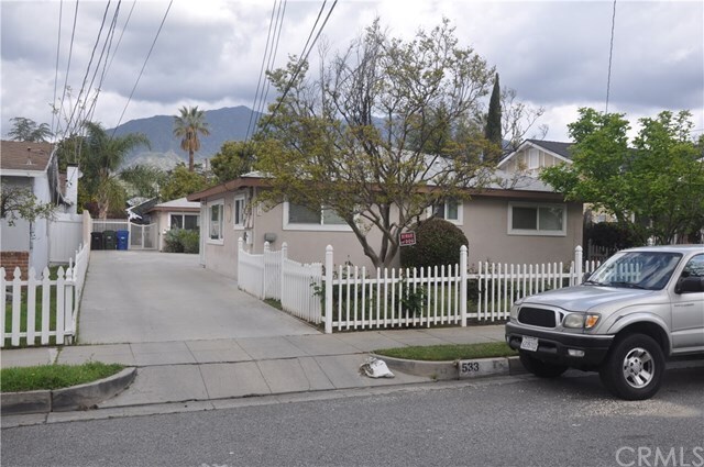 Foto del edificio - 533 W Olive Ave