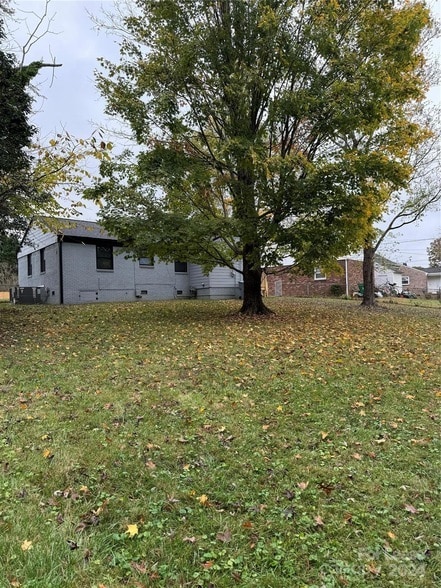 Foto del edificio - 2052 Syracuse Dr